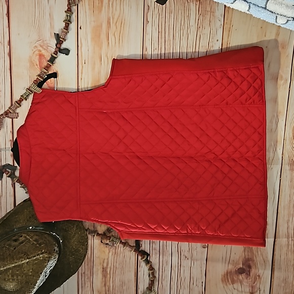 NWOT Never Worn Christmas Red QUILTED, LINED, WARM VEST! SZ LG/XL - Picture 6 of 8